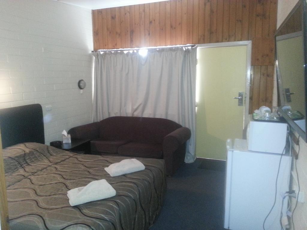 Nhill Oasis Motel Екстер'єр фото