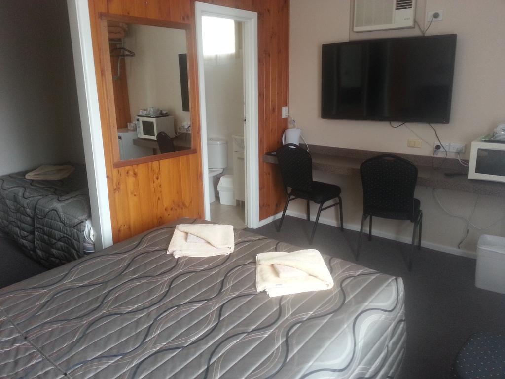 Nhill Oasis Motel Екстер'єр фото