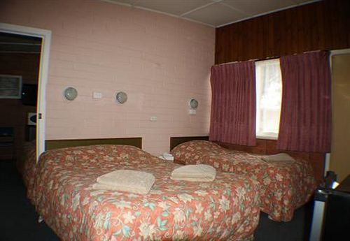 Nhill Oasis Motel Екстер'єр фото